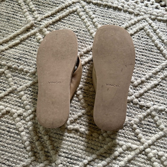 Vince Nell Leather and Suede Flipflops - Picture 7 of 9